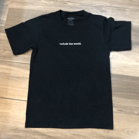 Can’t blame the youth Tee - Picture 2 of 7